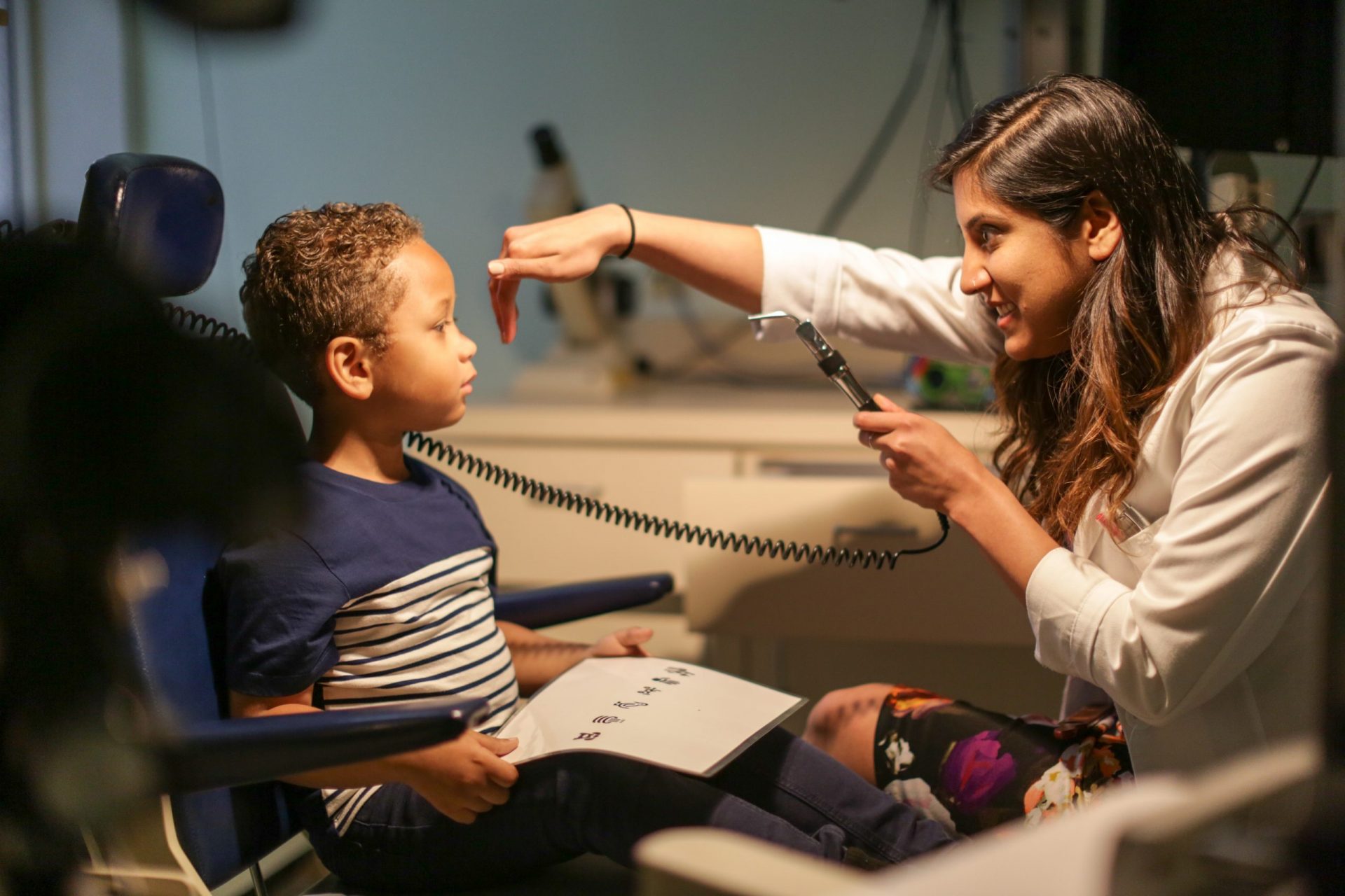 Pediatric - Doctor with child (boy)